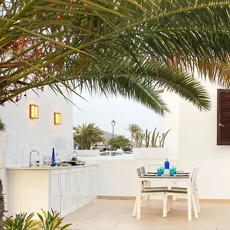 Holiday home Lovely Casa Felicidad, Swimming Pool, Wifi X Private Garden