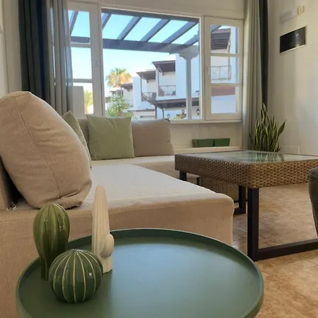 Сasa de vacaciones Lovely Casa Felicidad, Swimming Pool, Wifi X Private Garden